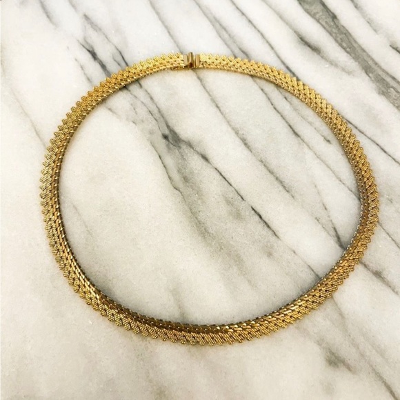 Vintage Monet Gold Tone Necklace Collar Style Retro Signed - Picture 2 of 6